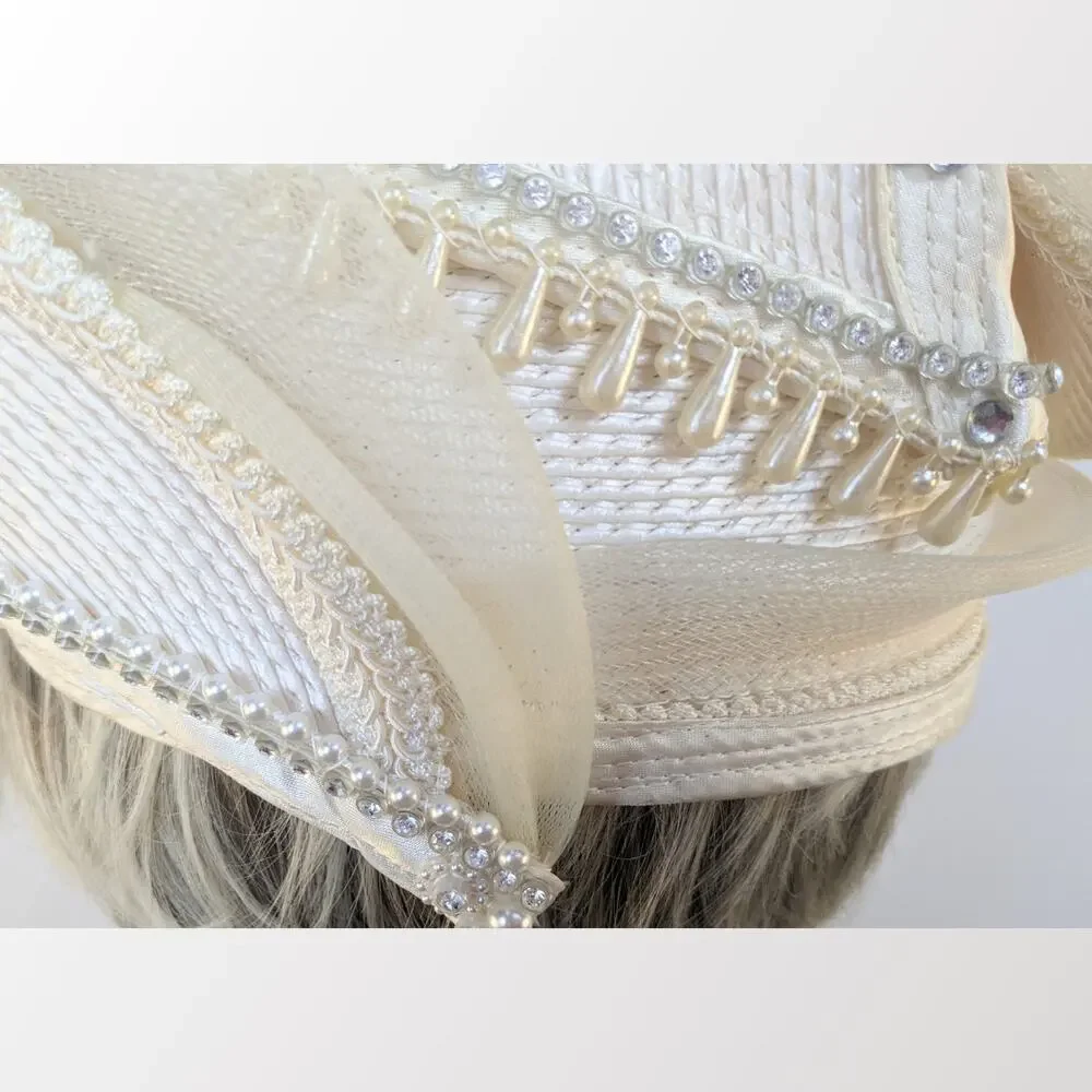 VTG 50s Fascinator Hat MCM Ivory Upsweep Woven Rhinestone Pearl Church Derby